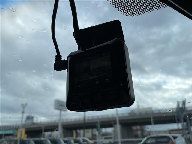 ＮＸ ＮＸ２００ｔ　Ｉパッケージ　４ＷＤ　純正ナビ　フルセグＴＶ　バックカメラ　革シート　シートヒーター　ハンドルヒーター　レーダーブレーキ　クルーズコントロール　ドラレコ　ＥＴＣ　純正アルミホイール　スマートキー　コーナーセンサー（20枚目）