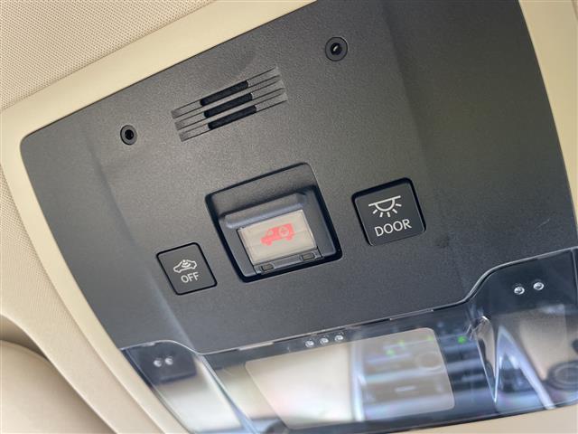 ＮＸ ＮＸ２００ｔ　Ｉパッケージ　４ＷＤ　純正ナビ　フルセグＴＶ　バックカメラ　革シート　シートヒーター　ハンドルヒーター　レーダーブレーキ　クルーズコントロール　ドラレコ　ＥＴＣ　純正アルミホイール　スマートキー　コーナーセンサー（23枚目）