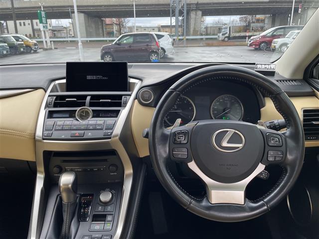 ＮＸ ＮＸ２００ｔ　Ｉパッケージ　４ＷＤ　純正ナビ　フルセグＴＶ　バックカメラ　革シート　シートヒーター　ハンドルヒーター　レーダーブレーキ　クルーズコントロール　ドラレコ　ＥＴＣ　純正アルミホイール　スマートキー　コーナーセンサー（30枚目）
