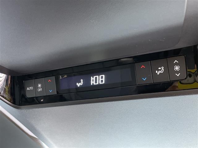アルファードハイブリッド Ｚ　純正ナビ　フルセグＴＶ　パノラマモニター　ＬＥＤヘッドライト　フリップダウンモニター　パワーバックドア　デジタルミラー　ＥＴＣ２．０　革シート　シートヒーター＆クーラー　ＢＳＭ　置くだけ充電　保証書（22枚目）