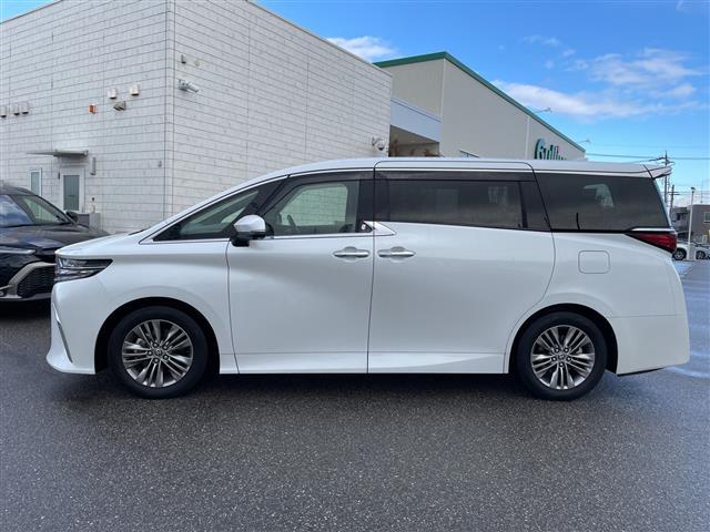 アルファードハイブリッド Ｚ　純正ナビ　フルセグＴＶ　パノラマモニター　ＬＥＤヘッドライト　フリップダウンモニター　パワーバックドア　デジタルミラー　ＥＴＣ２．０　革シート　シートヒーター＆クーラー　ＢＳＭ　置くだけ充電　保証書（34枚目）