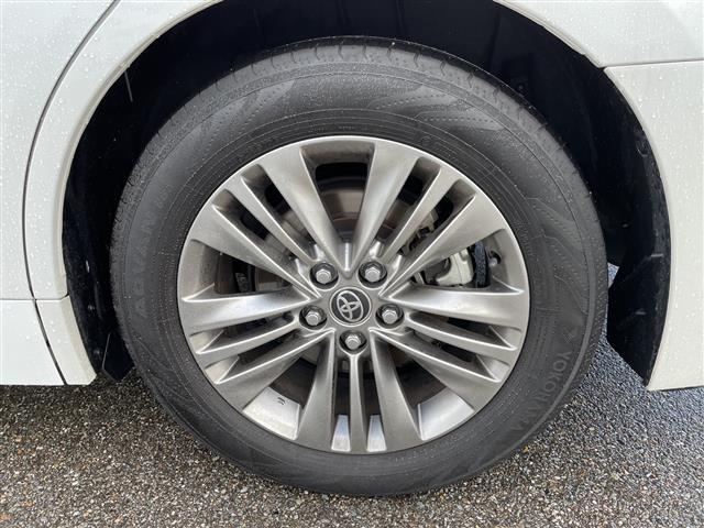 アルファードハイブリッド Ｚ　純正ナビ　フルセグＴＶ　パノラマモニター　ＬＥＤヘッドライト　フリップダウンモニター　パワーバックドア　デジタルミラー　ＥＴＣ２．０　革シート　シートヒーター＆クーラー　ＢＳＭ　置くだけ充電　保証書（35枚目）