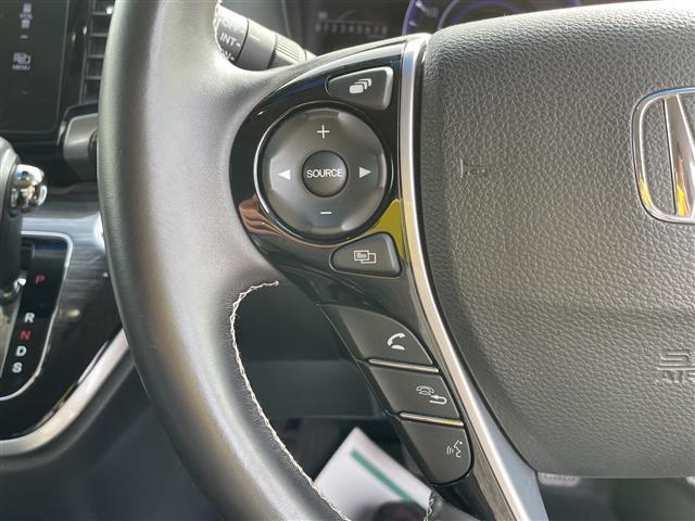 オデッセイ アブソルート・アドバンス 純正ナビ フルセグTV 全方位カメラ LEDヘッドライト ETC ドラレコ 純正アルミ レーダーブレーキ レーダークルーズ 両側パワースライド スマートキー パワーシート プッシュスタート 保証書(7枚目)