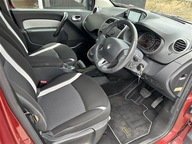 プライム市場上場！ガリバーグループは全国約４６０店舗※のネットワーク！※２０２２年５月現在