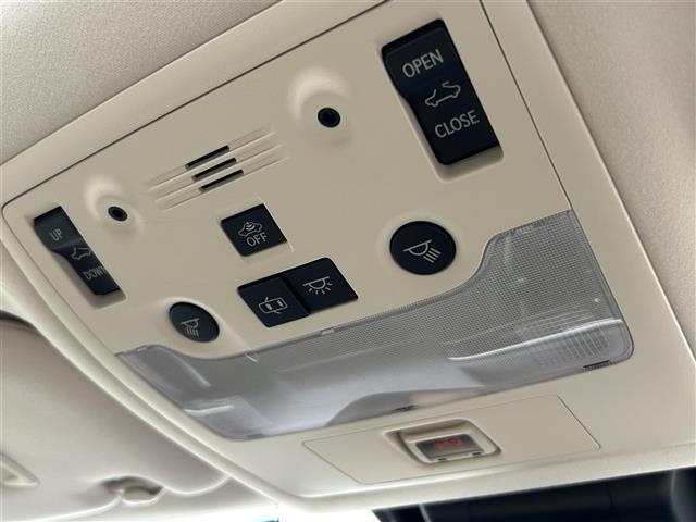 ＩＳ ＩＳ３００ｈ　バージョンＬ　４ＷＤ　純正ナビ　フルセグＴＶ　バックカメラ　革シート　サンルーフ　純正アルミホイール（15枚目）