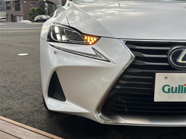 ＩＳ ＩＳ３００ｈ　バージョンＬ　４ＷＤ　純正ナビ　フルセグＴＶ　バックカメラ　革シート　サンルーフ　純正アルミホイール（38枚目）