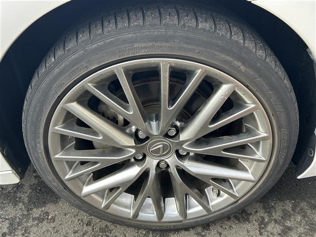 ＩＳ ＩＳ３００ｈ　バージョンＬ　４ＷＤ　純正ナビ　フルセグＴＶ　バックカメラ　革シート　サンルーフ　純正アルミホイール（41枚目）