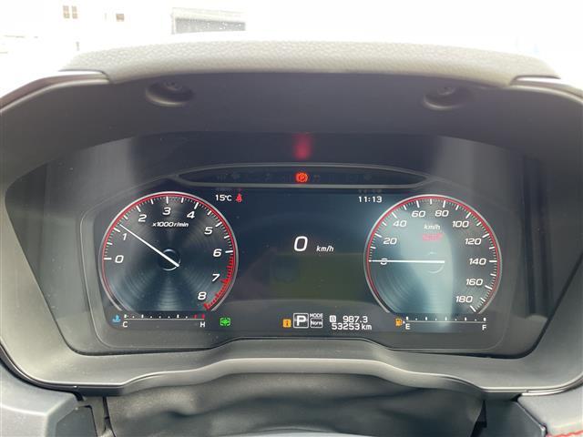 レヴォーグ ＳＴＩスポーツ　ＥＸ　４ＷＤ　純正ナビ　フルセグＴＶ　バックカメラ　ＬＥＤライト　ＥＴＣ　革シート　パワーバックドア　デジタルミラー　アイサイト　レーダークルーズ　純正アルミ　パワーシート　スマートキー　プッシュスタート（17枚目）