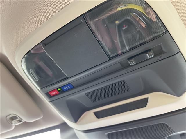 レヴォーグ ＳＴＩスポーツ　ＥＸ　４ＷＤ　純正ナビ　フルセグＴＶ　バックカメラ　ＬＥＤライト　ＥＴＣ　革シート　パワーバックドア　デジタルミラー　アイサイト　レーダークルーズ　純正アルミ　パワーシート　スマートキー　プッシュスタート（20枚目）