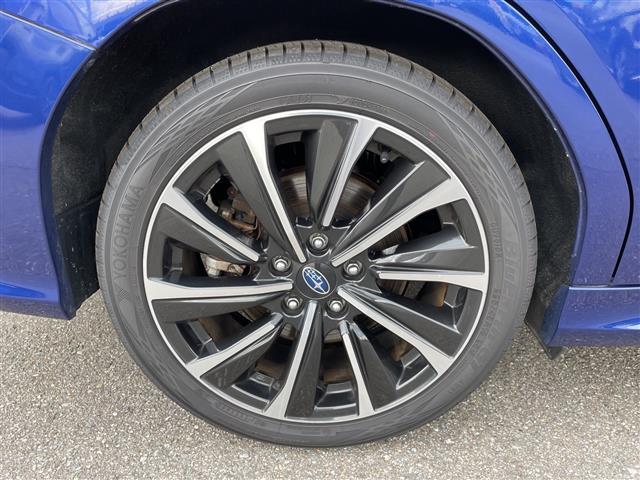 レヴォーグ ＳＴＩスポーツ　ＥＸ　４ＷＤ　純正ナビ　フルセグＴＶ　バックカメラ　ＬＥＤライト　ＥＴＣ　革シート　パワーバックドア　デジタルミラー　アイサイト　レーダークルーズ　純正アルミ　パワーシート　スマートキー　プッシュスタート（29枚目）