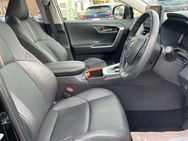 プライム市場上場！ガリバーグループは全国約４６０店舗※のネットワーク！※２０２２年５月現在