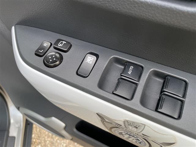 ハスラー Ｇ　４ＷＤ　社外ナビ　スマートキー　プッシュスタート　ＥＴＣ　スタッドレス積み込み　レーダーブレーキ　オートエアコン（6枚目）