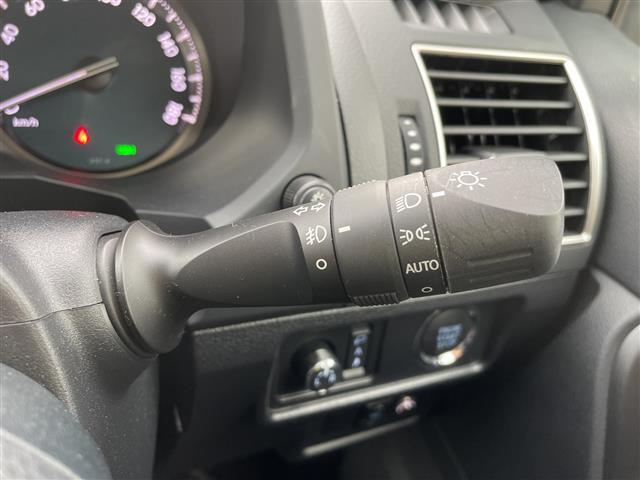 ランドクルーザープラド TX Lパッケージ 4WD 純正メーカーナビ フルセグTV パノラマモニター LEDヘッドライト ETC2.0 オプションアルミ 純正エアロ 黒革シート シートヒーター&クーラー ガナドールマフラー ドラレコ 保証書(22枚目)
