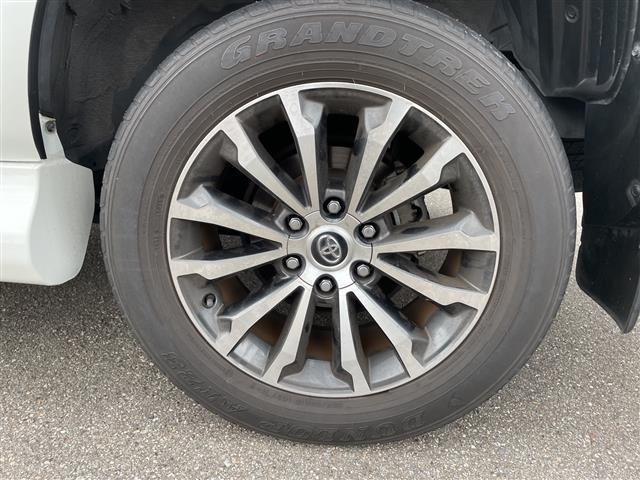 ランドクルーザープラド TX Lパッケージ 4WD 純正メーカーナビ フルセグTV パノラマモニター LEDヘッドライト ETC2.0 オプションアルミ 純正エアロ 黒革シート シートヒーター&クーラー ガナドールマフラー ドラレコ 保証書(34枚目)