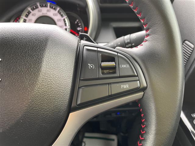 スペーシアカスタム ハイブリッドＸＳターボ　４ＷＤ　ターボ　社外メモリーナビ　フルセグＴＶ　バックカメラ　ＬＥＤヘッドライト　ＥＴＣ　シートヒーター　両側パワースライド　スマートキー　クルコン　レーダーブレーキ　純正アルミ　ハーフレザーシート（11枚目）