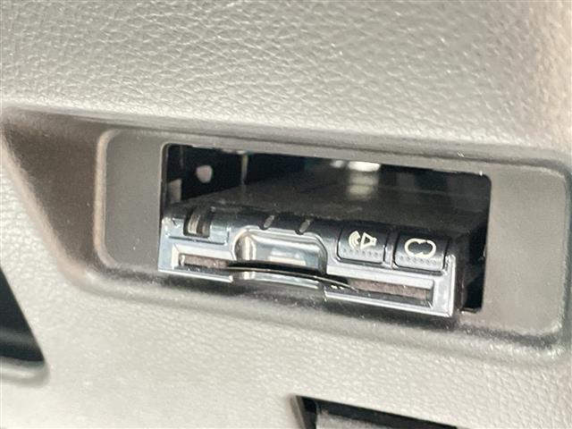 スペーシアカスタム ハイブリッドＸＳターボ　４ＷＤ　ターボ　社外メモリーナビ　フルセグＴＶ　バックカメラ　ＬＥＤヘッドライト　ＥＴＣ　シートヒーター　両側パワースライド　スマートキー　クルコン　レーダーブレーキ　純正アルミ　ハーフレザーシート（20枚目）