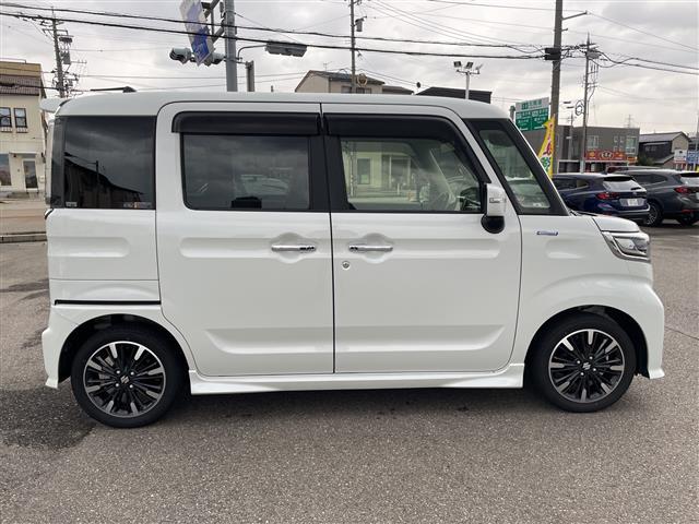 スペーシアカスタム ハイブリッドＸＳターボ　４ＷＤ　ターボ　社外メモリーナビ　フルセグＴＶ　バックカメラ　ＬＥＤヘッドライト　ＥＴＣ　シートヒーター　両側パワースライド　スマートキー　クルコン　レーダーブレーキ　純正アルミ　ハーフレザーシート（28枚目）