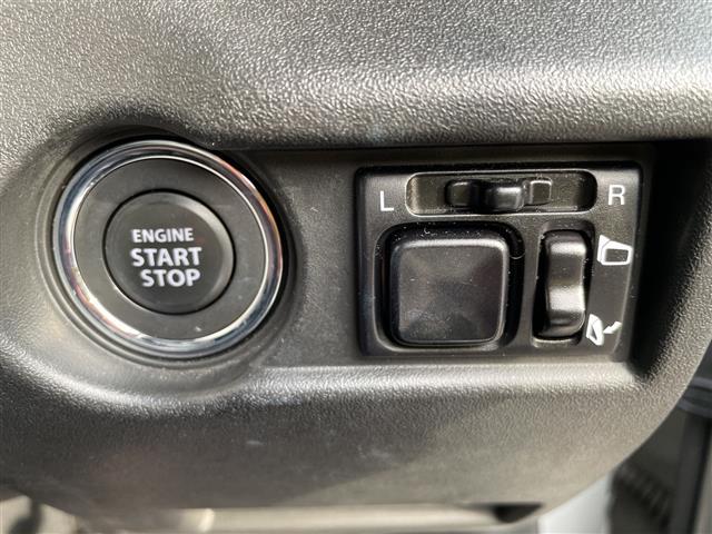 ジムニー ＸＬ　４ＷＤ　ターボ　リフトアップ　オープンカントリーＴ　ディスプレイオーディオ　ルーフラック　リアラダー　社外グリル　社外マフラー　シートカバー　スズキセーフティ　純正ＡＷ＆スタッドレス積み込み（7枚目）