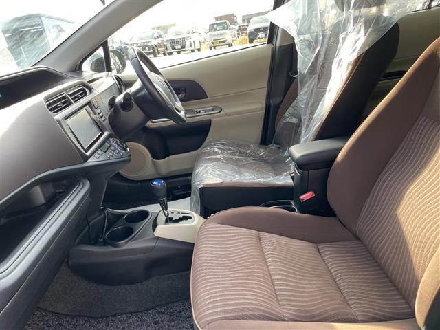 アクア G 純正ナビ フルセグTV ETC ドラレコ スマートキー プッシュスタート 電動ミラー 社外アルミホイール 社外アルミ&スタッドレス積み込み(4枚目)