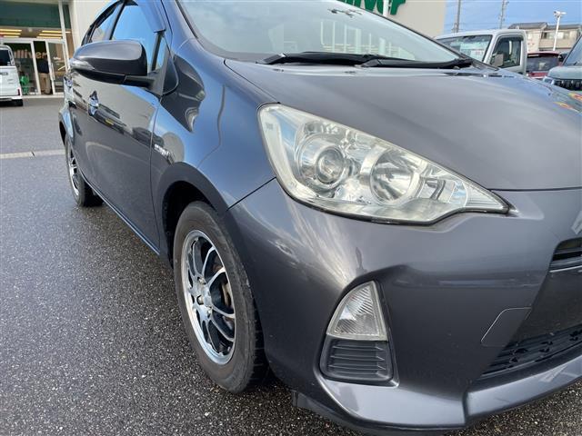 アクア G 純正ナビ フルセグTV ETC ドラレコ スマートキー プッシュスタート 電動ミラー 社外アルミホイール 社外アルミ&スタッドレス積み込み(17枚目)