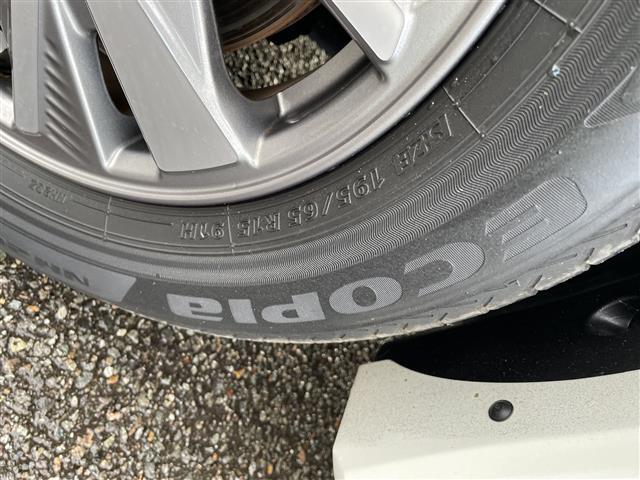 セレナ ｅ－パワー　ハイウェイスターＶ　ワンオーナー　純正大画面ナビ　フルセグＴＶ　アラウンドビューモニター　ＬＥＤヘッドライト　ＥＴＣ　ドラレコ　エマージェンシーブレーキ　クルコン　両側パワースライド　ハイビームアシスト　踏み間違い防止（27枚目）