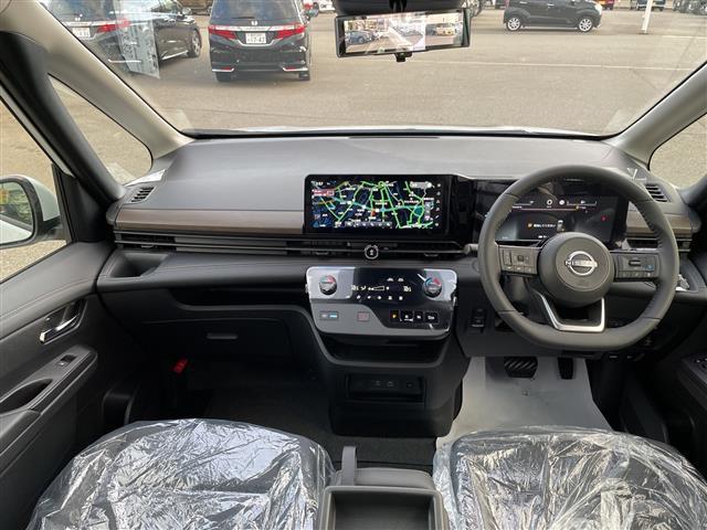 セレナ e-パワー ハイウェイスターV 登録済未使用車 純正12.3型ナビ フルセグTV 全方位カメラ 両側パワースライド LEDヘッドライト ETC2.0 デジタルミラー ブラインドスポット フリップダウンモニター プロパイロット(2枚目)