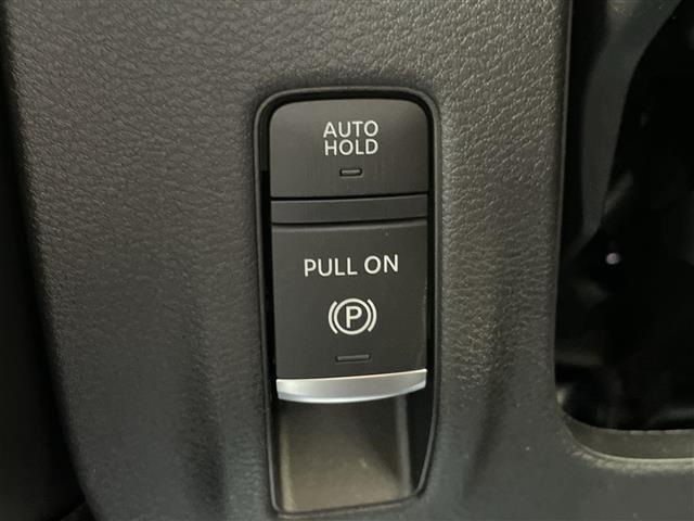 セレナ e-パワー ハイウェイスターV 登録済未使用車 純正12.3型ナビ フルセグTV 全方位カメラ 両側パワースライド LEDヘッドライト ETC2.0 デジタルミラー ブラインドスポット フリップダウンモニター プロパイロット(15枚目)