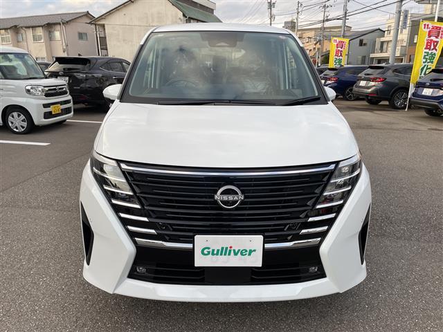 セレナ e-パワー ハイウェイスターV 登録済未使用車 純正12.3型ナビ フルセグTV 全方位カメラ 両側パワースライド LEDヘッドライト ETC2.0 デジタルミラー ブラインドスポット フリップダウンモニター プロパイロット(23枚目)