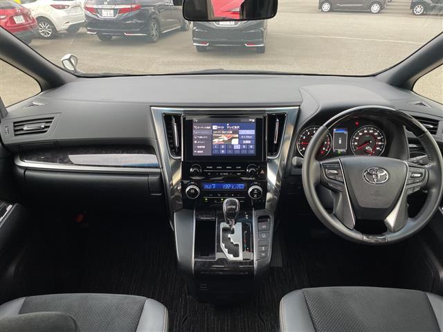 アルファード ２．５Ｓ　タイプゴールド　純正ディスプレイオーディオ　フルセグＴＶ　ナビ　バックカメラ　ＬＥＤヘッドライト　ＥＴＣ　ドラレコ　レーダークルーズ　サンルーフ　ハーフレザーシート　トヨタセーフティセンス　パワーバックドア（2枚目）