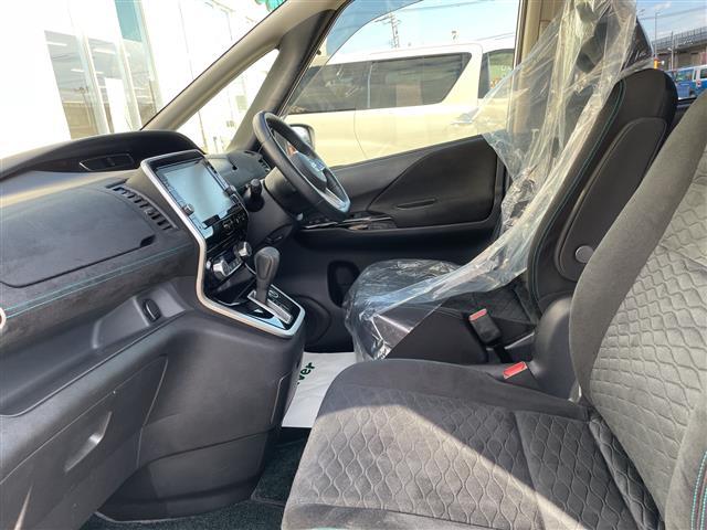 セレナ ライダー 純正9型ナビ フルセグTV アラウンドビューモニター LEDヘッドライト ETC 両側パワースライド エマージェンシーブレーキ 純正アルミホイール インテリキー プッシュスタート(4枚目)