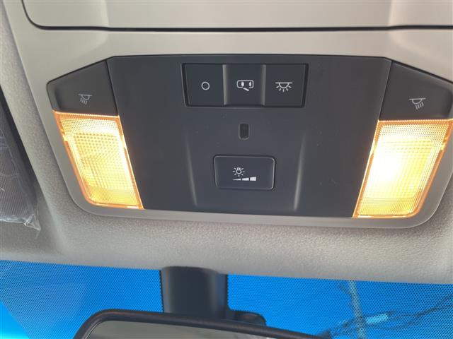 デリカＤ：５ シャモニー　禁煙車　登録未使用車　ｅ－Ａｓｓｉｓｔ　両側パワースライドドア　パワーバックドア　電動パーキングブレーキ　オートホールドブレーキ　前席シートヒーター　純正アルミホイール付　レーダークルーズコントロール（14枚目）