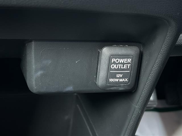 Ｎ－ＯＮＥ プレミアム　社外メモリナビ　禁煙車　バックモニター　ドライブレコーダー　純正フロアマット　オートライト　電動格納ミラー　シティブレーキアクティブシステム　Ｂｌｕｅｔｏｏｔｈ　フルセグ　スマートキー　スペアキー（17枚目）