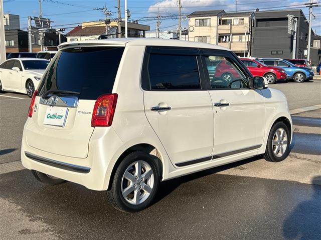 Ｎ－ＯＮＥ プレミアム　社外メモリナビ　禁煙車　バックモニター　ドライブレコーダー　純正フロアマット　オートライト　電動格納ミラー　シティブレーキアクティブシステム　Ｂｌｕｅｔｏｏｔｈ　フルセグ　スマートキー　スペアキー（30枚目）