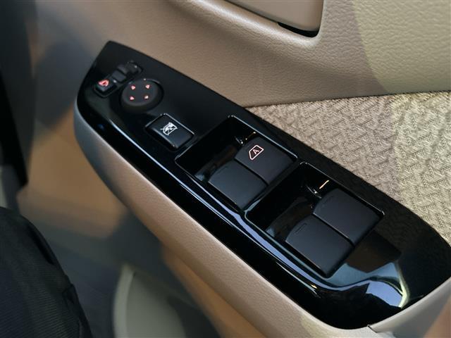 デイズ Ｘ　純正ディスプレイオーディオ　ＥＴＣ　バックモニター　アイドリングストップ　オートライト　ヘッドライトレベライザー　　スペアキー　純正アルミホイール　ａｐｐｌｅｃａｒｐｌａｙ　ａｎｄｒｏｉｄａｕｔｏ（12枚目）