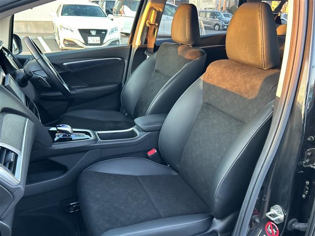 シャトル ハイブリッドＸ　シティブレーキアクティブシステム　純正Ｇａｔｈｅｒｓメモリナビ　バックモニター　クルーズコントロール社外アルミホイールスタッドレスタイヤ車載　パドルシフト　ＬＥＤオートライト　ハーフレザーシート（23枚目）