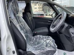 ガリバーグループでは主要メーカー、主要車種をお取り扱いしております。全国約４６０店舗の在庫の中からお客様にピッタリの一台をご提案します。 4