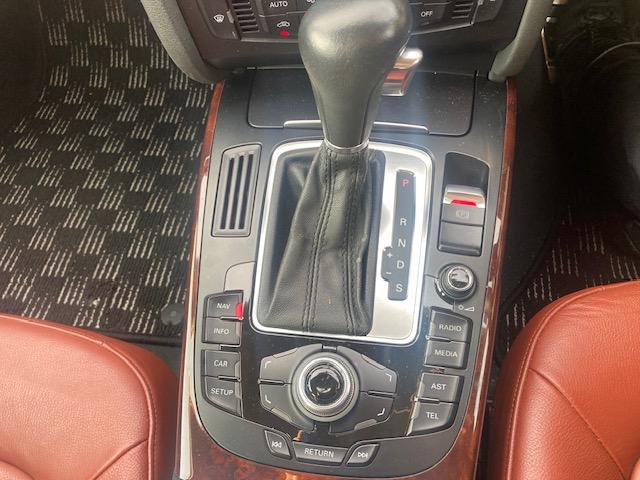 A4アバント 1.8TFSI 1オーナー・ディーラーメンテナンス・18インチオプションホイール・希少タンレザーシート(17枚目)