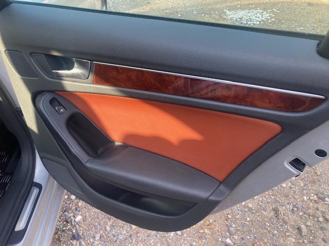 A4アバント 1.8TFSI 1オーナー・ディーラーメンテナンス・18インチオプションホイール・希少タンレザーシート(20枚目)