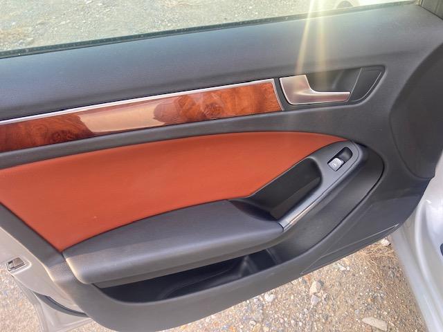 A4アバント 1.8TFSI 1オーナー・ディーラーメンテナンス・18インチオプションホイール・希少タンレザーシート(26枚目)