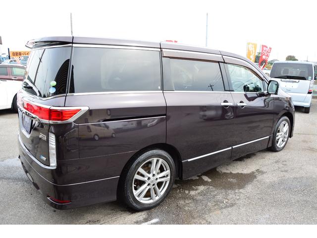 エルグランド ２５０ハイウェイスター　両側電動スライドドア　ダブルサンルーフ　ＨＤＤナビ　フルセグ　フリップダウンモニター　Ｂｌｕｅｔｏｏｔｈオーディオ　アラウンドビューモニター　プッシュスタート　スマートキー　サイドエアバッグ　ＨＩＤ（6枚目）