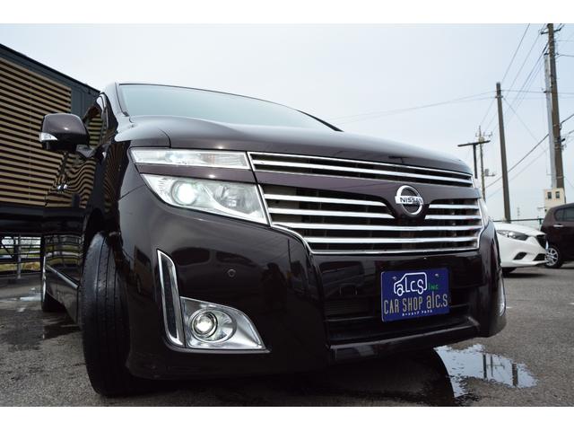 エルグランド ２５０ハイウェイスター　両側電動スライドドア　ダブルサンルーフ　ＨＤＤナビ　フルセグ　フリップダウンモニター　Ｂｌｕｅｔｏｏｔｈオーディオ　アラウンドビューモニター　プッシュスタート　スマートキー　サイドエアバッグ　ＨＩＤ（14枚目）