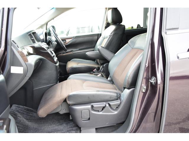 エルグランド ２５０ハイウェイスター　両側電動スライドドア　ダブルサンルーフ　ＨＤＤナビ　フルセグ　フリップダウンモニター　Ｂｌｕｅｔｏｏｔｈオーディオ　アラウンドビューモニター　プッシュスタート　スマートキー　サイドエアバッグ　ＨＩＤ（42枚目）