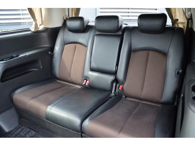 エルグランド ２５０ハイウェイスター　両側電動スライドドア　ダブルサンルーフ　ＨＤＤナビ　フルセグ　フリップダウンモニター　Ｂｌｕｅｔｏｏｔｈオーディオ　アラウンドビューモニター　プッシュスタート　スマートキー　サイドエアバッグ　ＨＩＤ（50枚目）