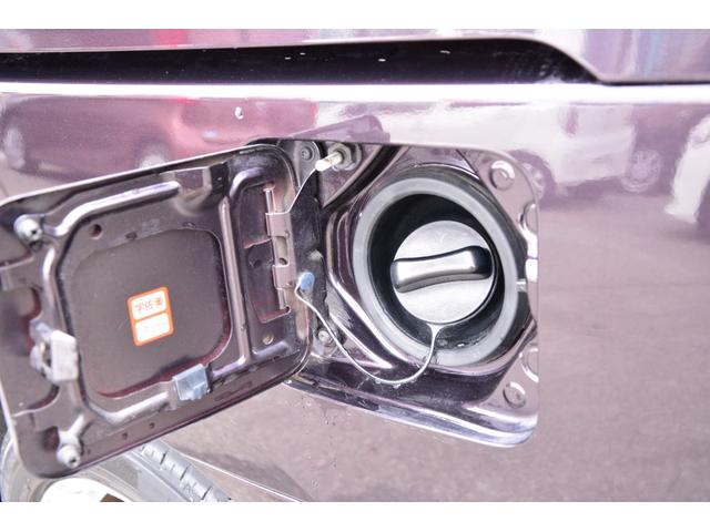 エルグランド ２５０ハイウェイスター　両側電動スライドドア　ダブルサンルーフ　ＨＤＤナビ　フルセグ　フリップダウンモニター　Ｂｌｕｅｔｏｏｔｈオーディオ　アラウンドビューモニター　プッシュスタート　スマートキー　サイドエアバッグ　ＨＩＤ（58枚目）