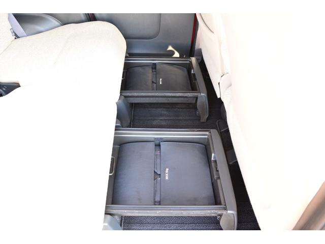 ムーヴキャンバス Ｘ　ＳＡＩＩＩ　プッシュスタート　スマートキー　衝突軽減ブレーキ　スマートアシスト　両側スライドドア　ディスプレイオーディオ　ＣＤ　ＤＶＤ　ＵＳＢ接続　オートハイビーム　アイドリングストップ　ＩＳＯ－ＦＩＸ（35枚目）