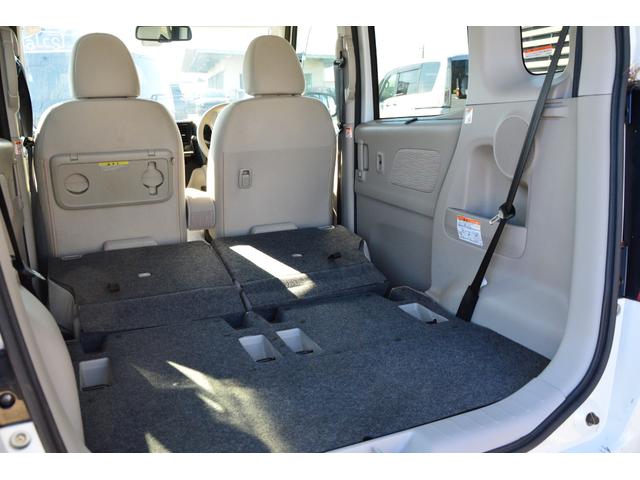 流山街道沿い！ブルーの看板が目印です。只今セール開催中！