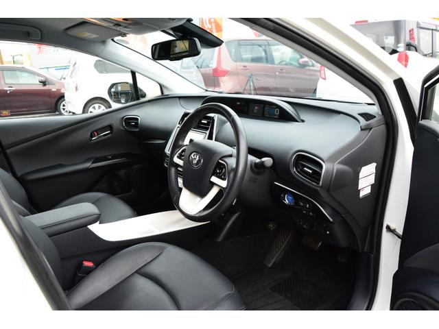 プリウス Aプレミアム プッシュスタート ヘッドアップディスプレイ アダプティブクルーズコントロール 衝突軽減ブレーキ レザーシート シートヒーター SDナビ Bluetoothオーディオ フルセグ LEDヘッドライト(18枚目)