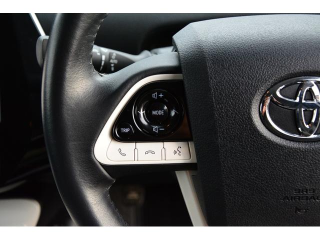 プリウス Aプレミアム プッシュスタート ヘッドアップディスプレイ アダプティブクルーズコントロール 衝突軽減ブレーキ レザーシート シートヒーター SDナビ Bluetoothオーディオ フルセグ LEDヘッドライト(26枚目)