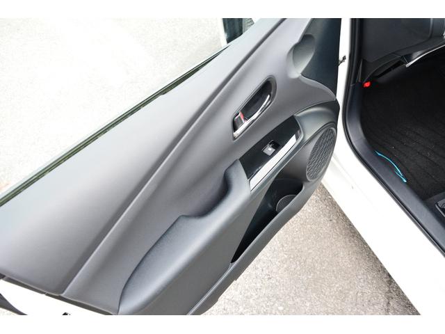 プリウス Aプレミアム プッシュスタート ヘッドアップディスプレイ アダプティブクルーズコントロール 衝突軽減ブレーキ レザーシート シートヒーター SDナビ Bluetoothオーディオ フルセグ LEDヘッドライト(37枚目)