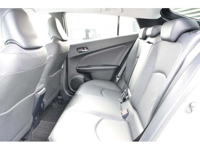 プリウス Aプレミアム プッシュスタート ヘッドアップディスプレイ アダプティブクルーズコントロール 衝突軽減ブレーキ レザーシート シートヒーター SDナビ Bluetoothオーディオ フルセグ LEDヘッドライト(45枚目)